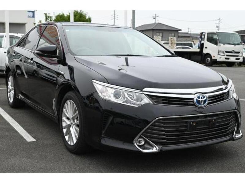 TOYOTA CAMRY