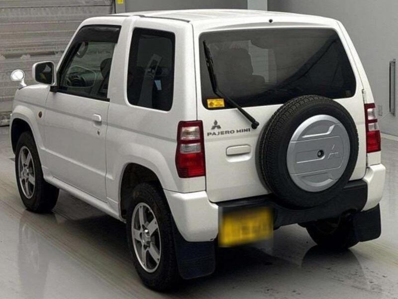 PAJERO MINI