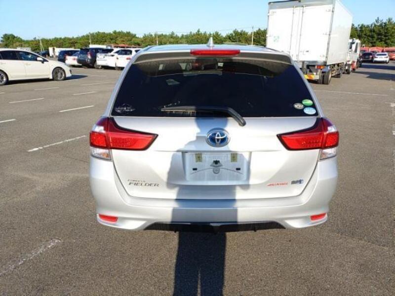 COROLLA FIELDER