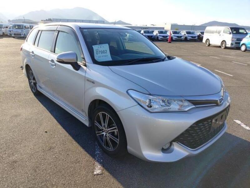 COROLLA FIELDER