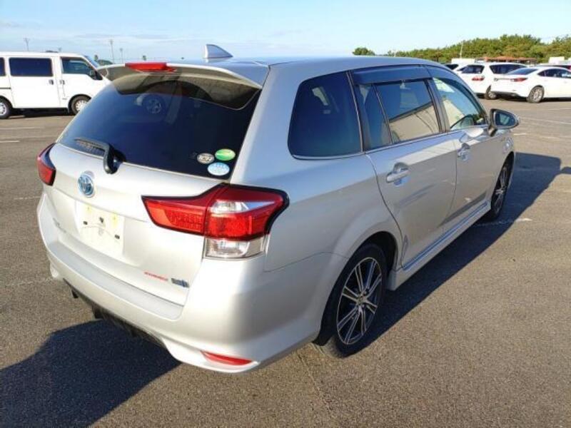 COROLLA FIELDER