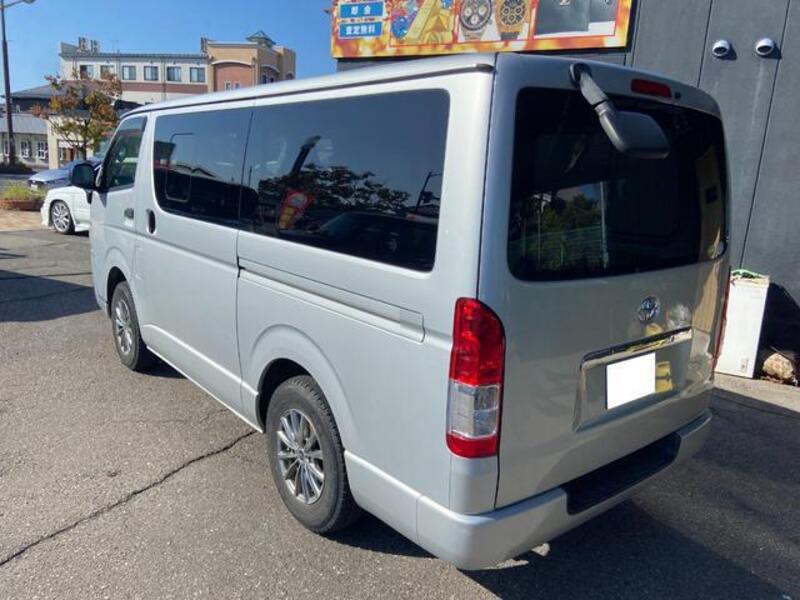 HIACE VAN
