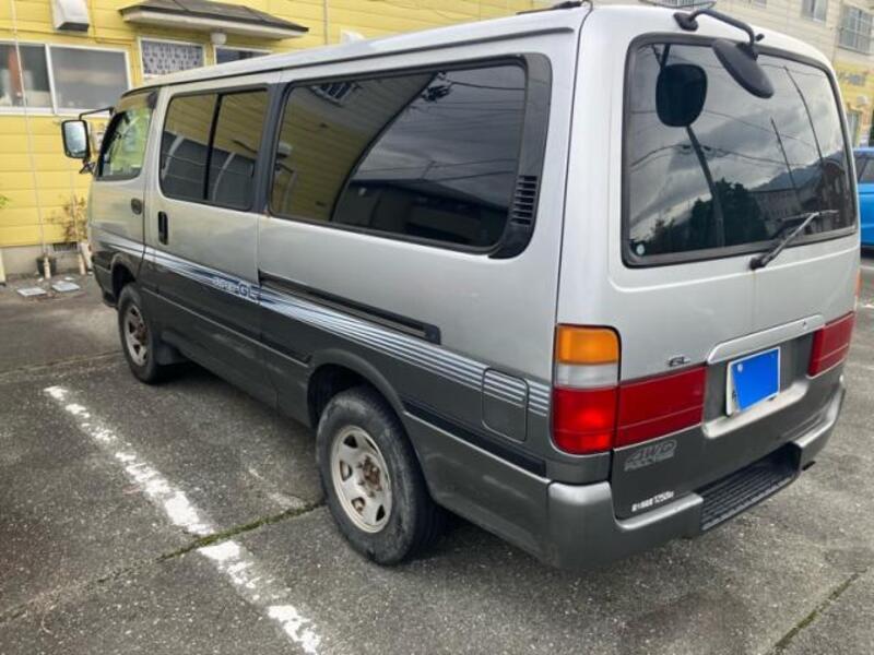 HIACE VAN