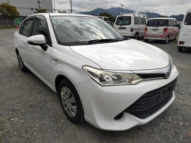 COROLLA AXIO