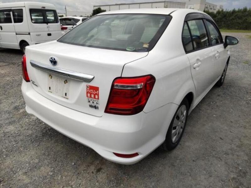 COROLLA AXIO