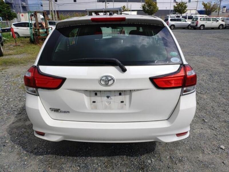 COROLLA FIELDER