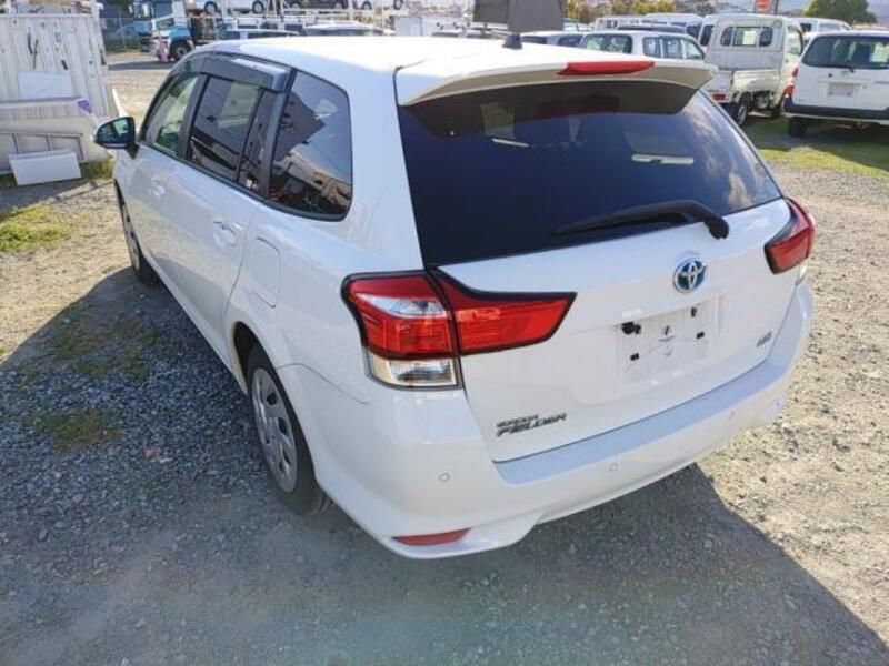 COROLLA FIELDER