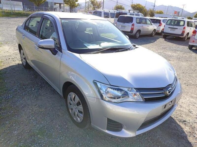 COROLLA AXIO