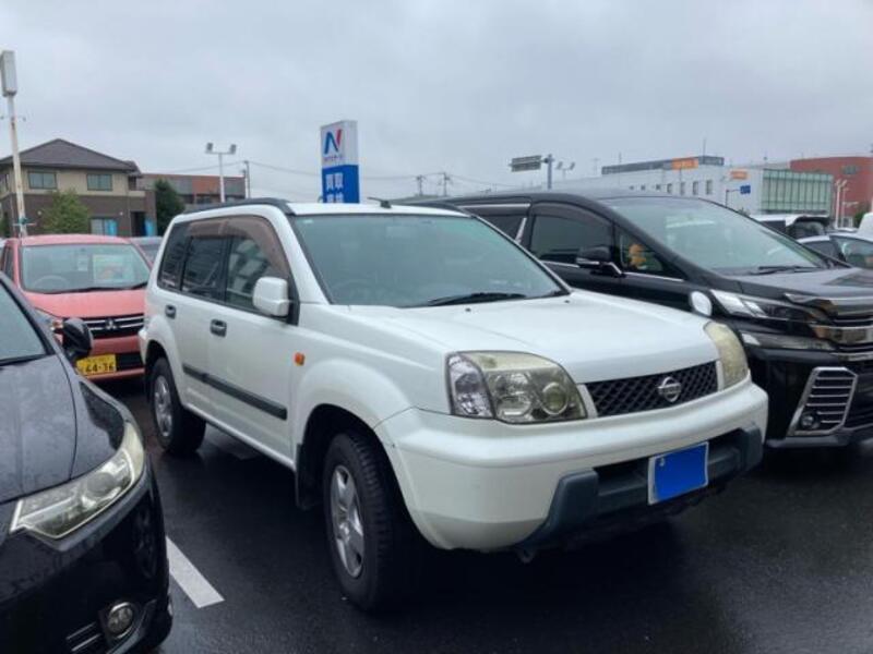 X-TRAIL