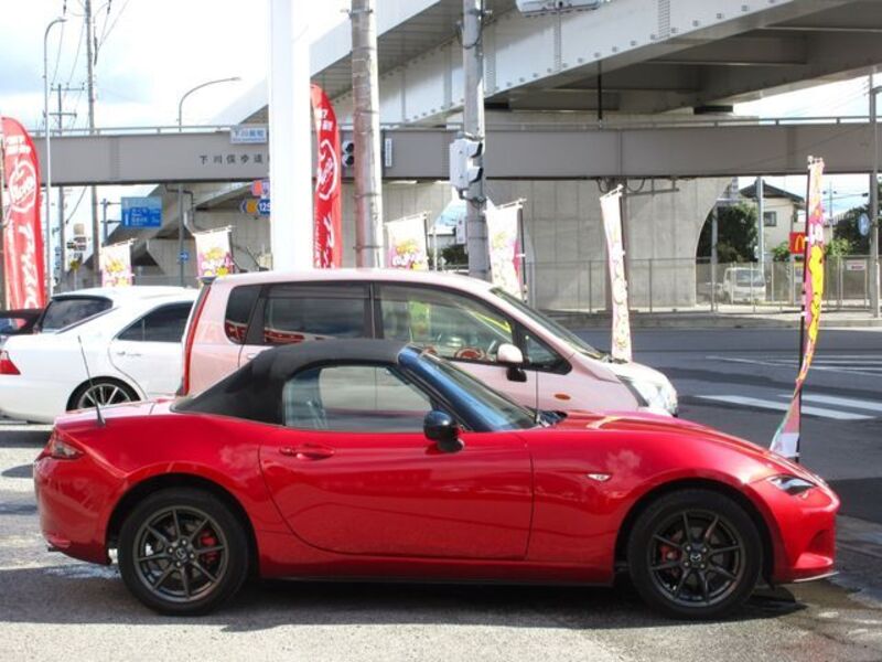 ROADSTER