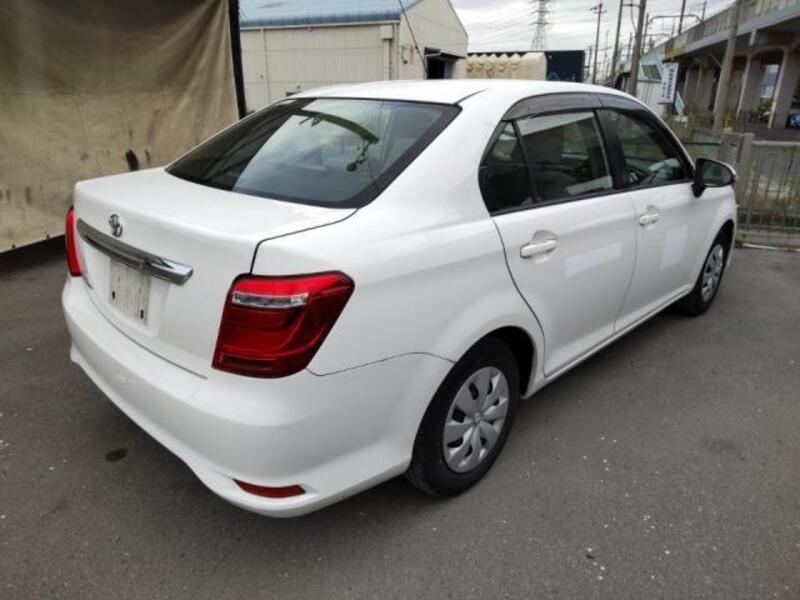 COROLLA AXIO