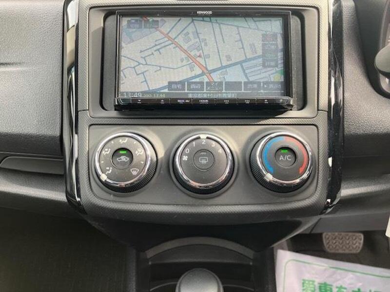 COROLLA AXIO