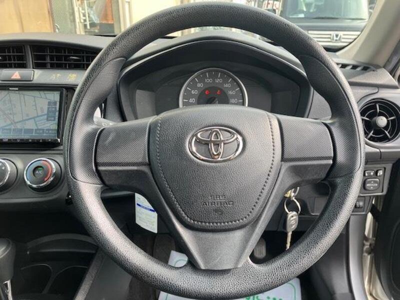 COROLLA AXIO