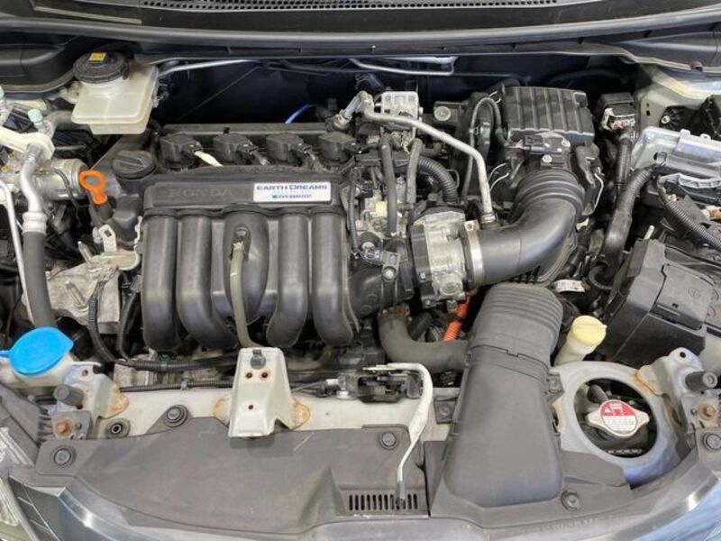 FIT HYBRID