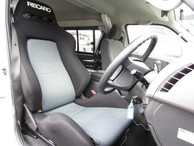 HIACE WAGON