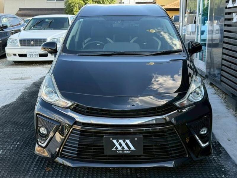 PRIUS ALPHA