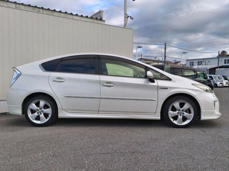 PRIUS