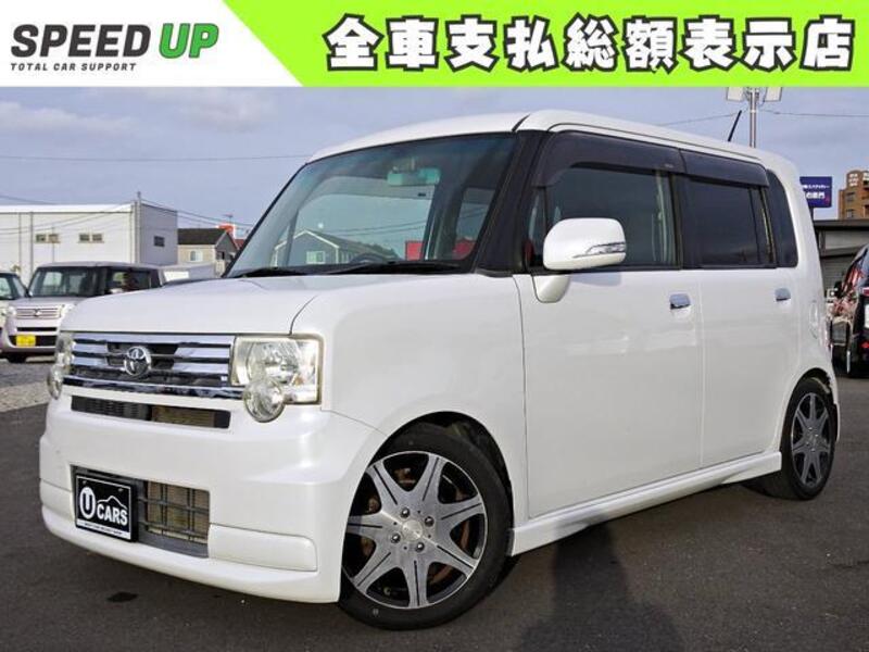 TOYOTA PIXIS SPACE
