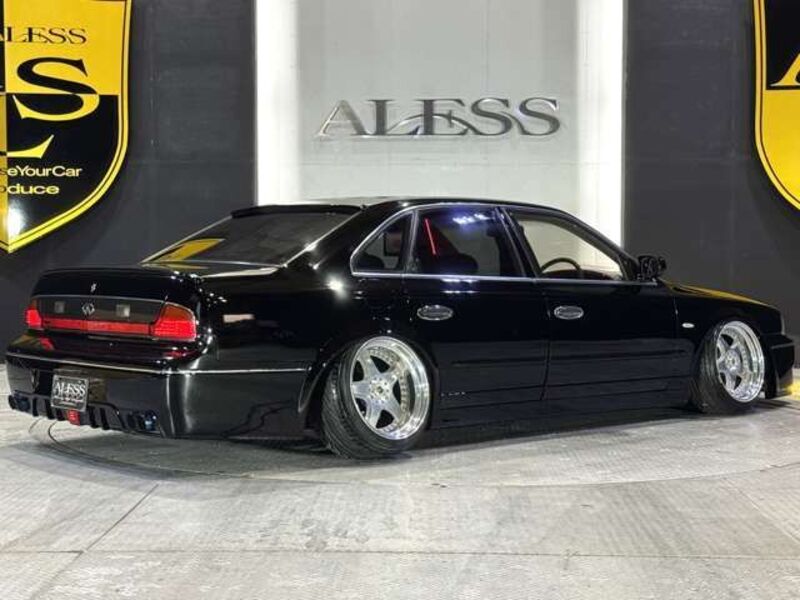 INFINITI Q45