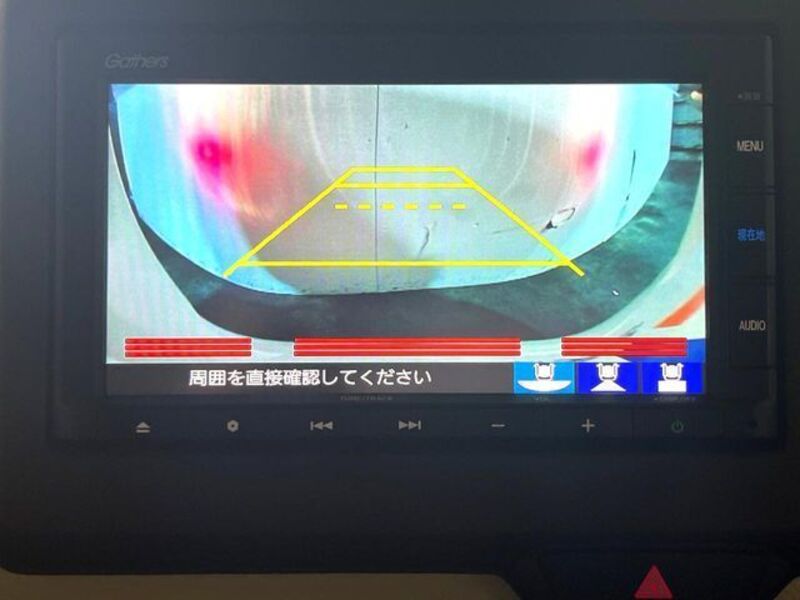 N BOX