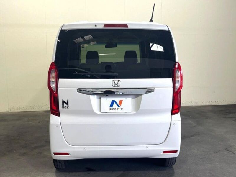 N BOX