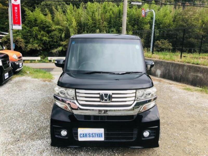 N BOX CUSTOM