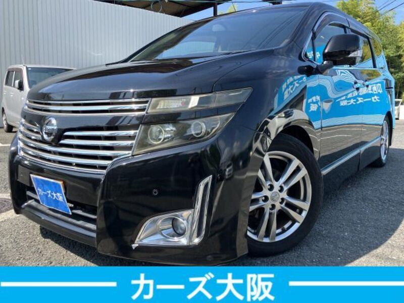 NISSAN ELGRAND