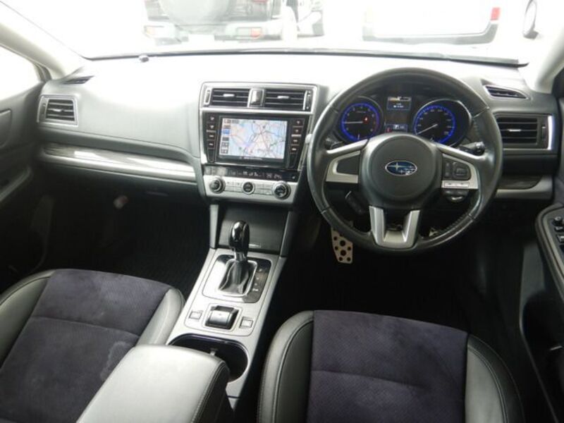 LEGACY OUTBACK