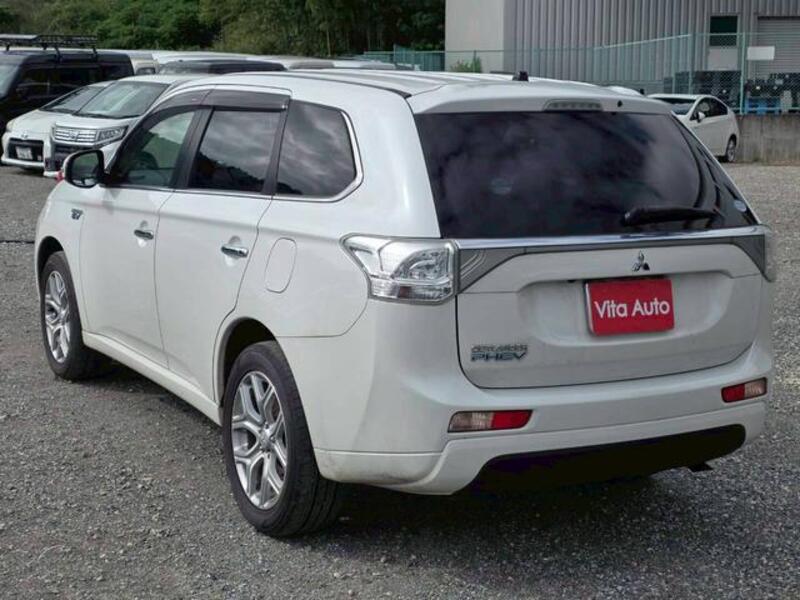 OUTLANDER PHEV