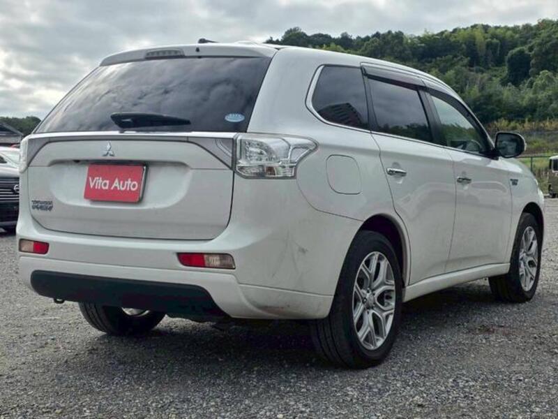 OUTLANDER PHEV