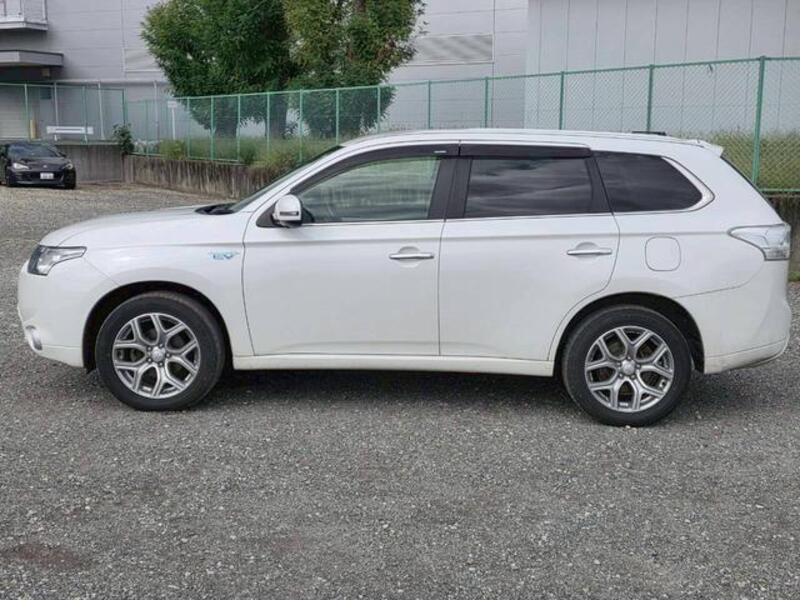 OUTLANDER PHEV