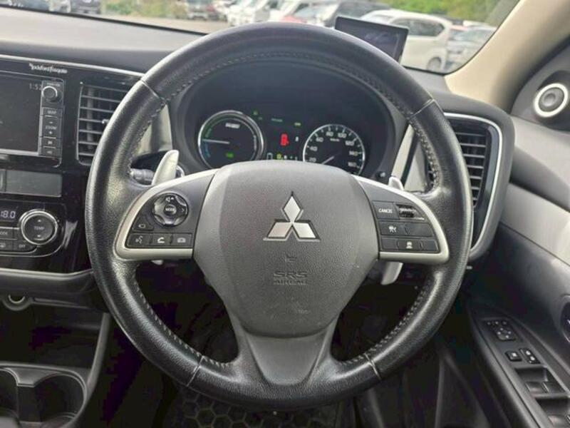 OUTLANDER PHEV