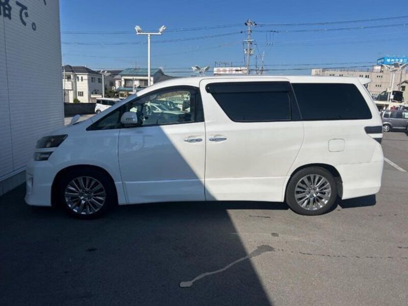 VELLFIRE