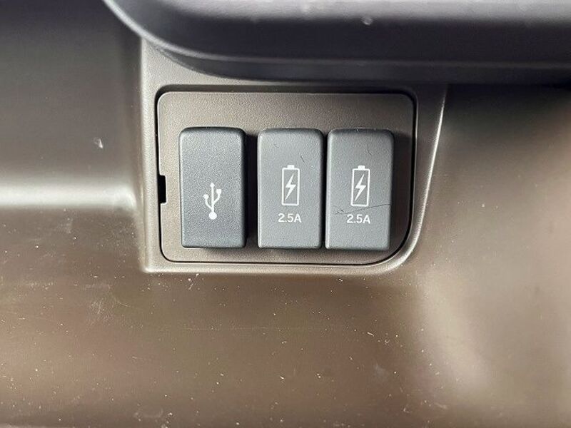 N BOX