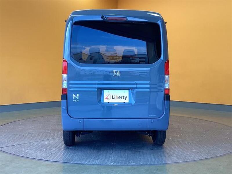 N-VAN