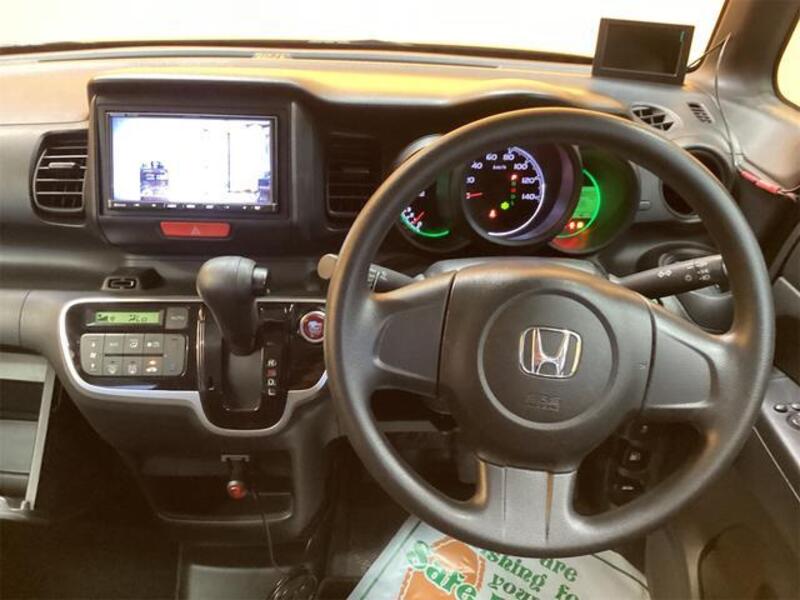 N BOX
