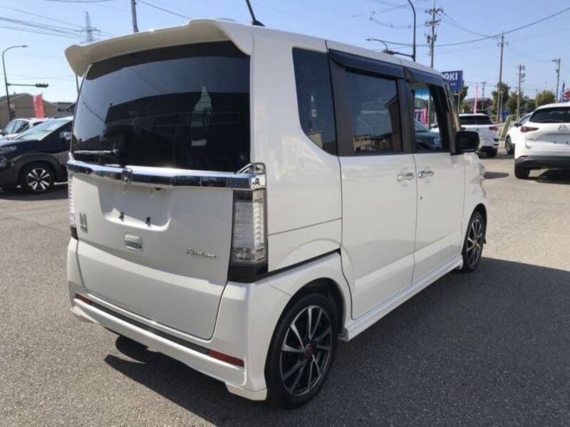 N BOX CUSTOM