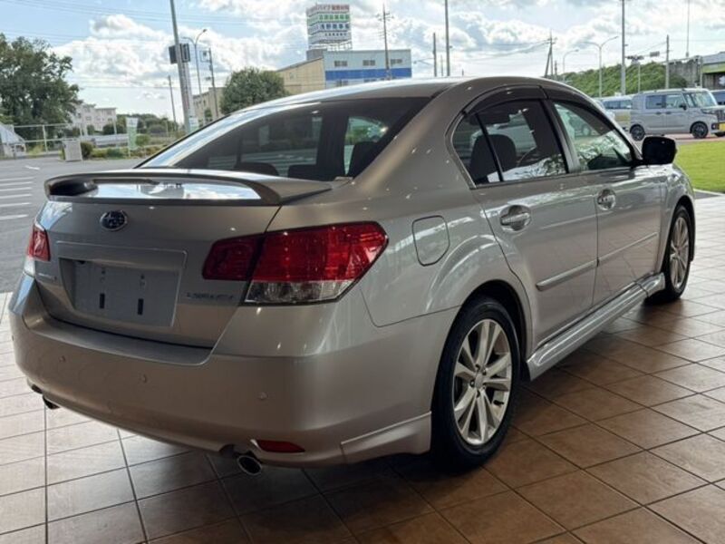 LEGACY B4
