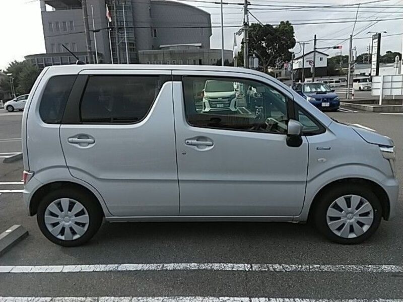 WAGON R