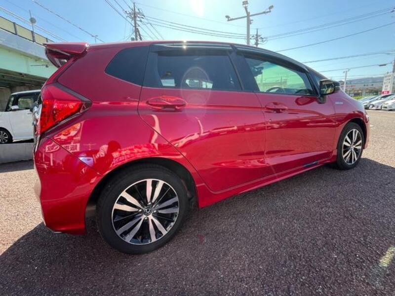 FIT HYBRID