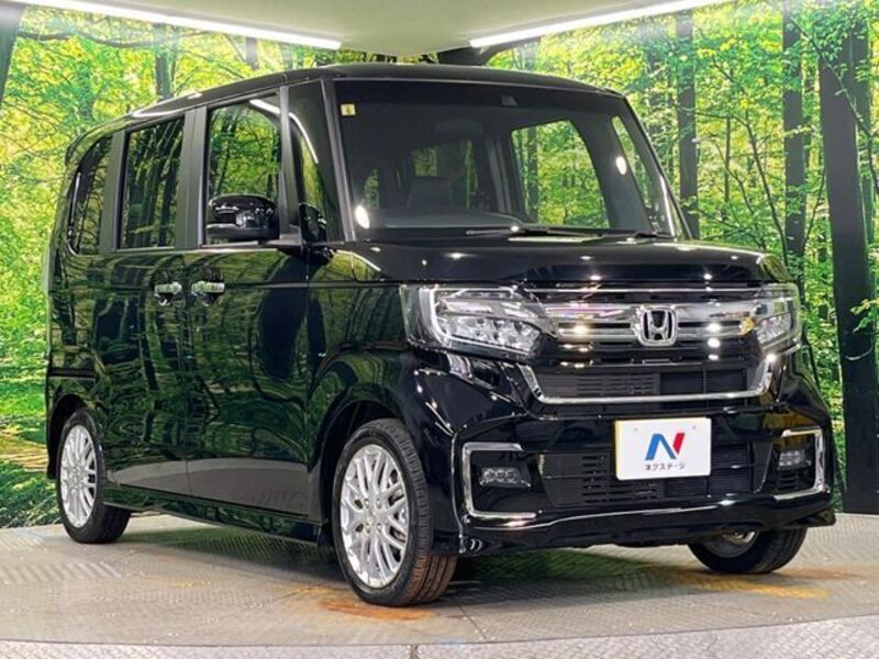 N BOX CUSTOM