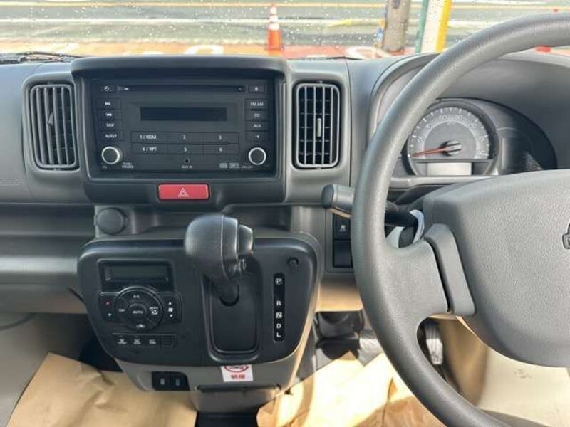 CLIPPER VAN