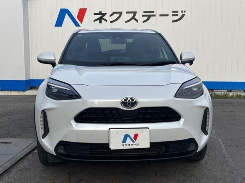 YARIS CROSS