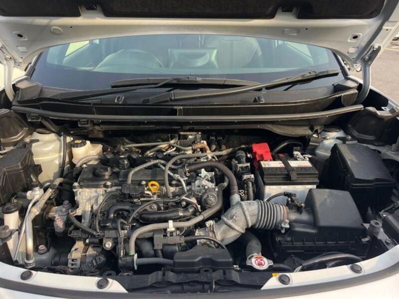 YARIS CROSS