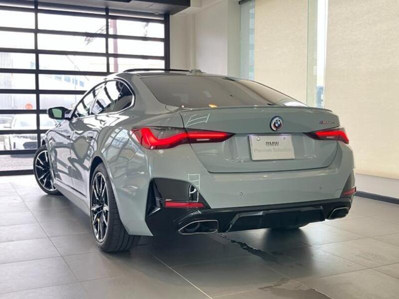 4 SERIES
