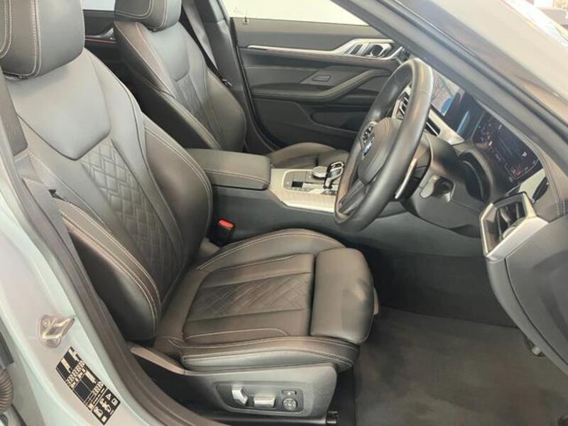 4 SERIES