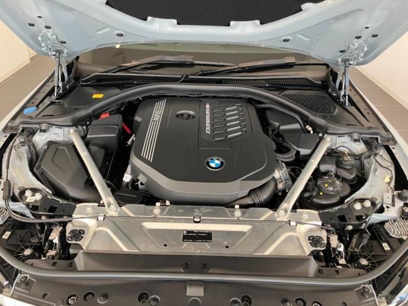 4 SERIES