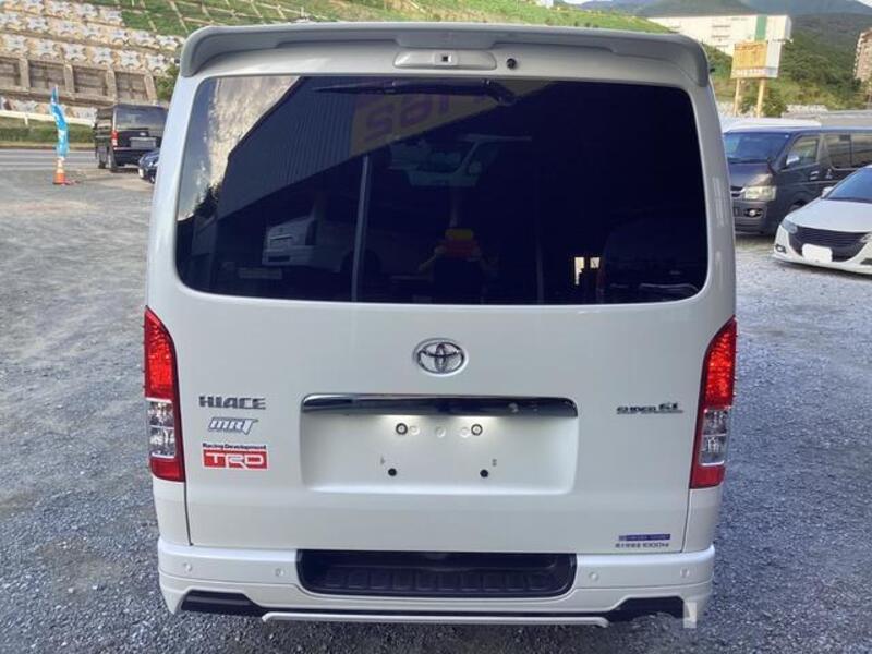 HIACE VAN