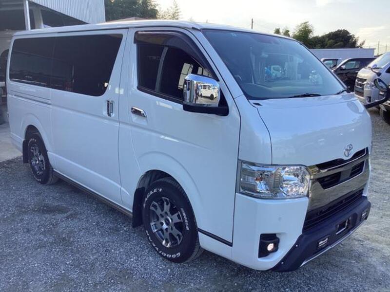 HIACE VAN
