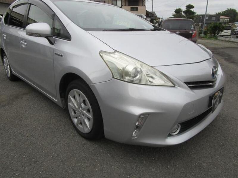 PRIUS ALPHA